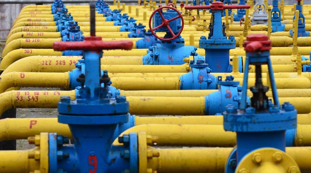 НБУ: Газпрому придется прокачивать газ через Украину