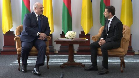 Лукашенко оговорился и назвал Украину Россией