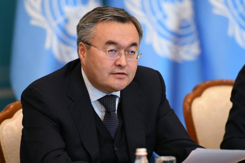 МИД Казахстана официально не приглашал для встречи Путина и Зеленского