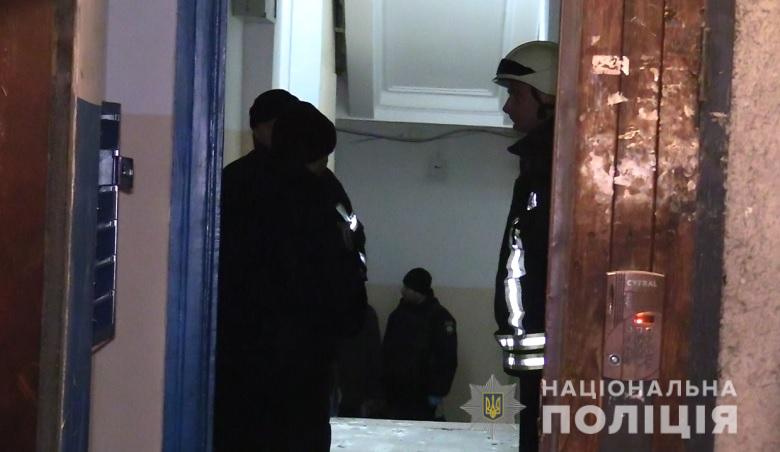 В центре Киева прогремел взрыв в подъезде дома