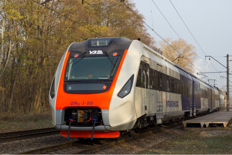 Крюковский завод тестирует новый украинский дизель-поезд