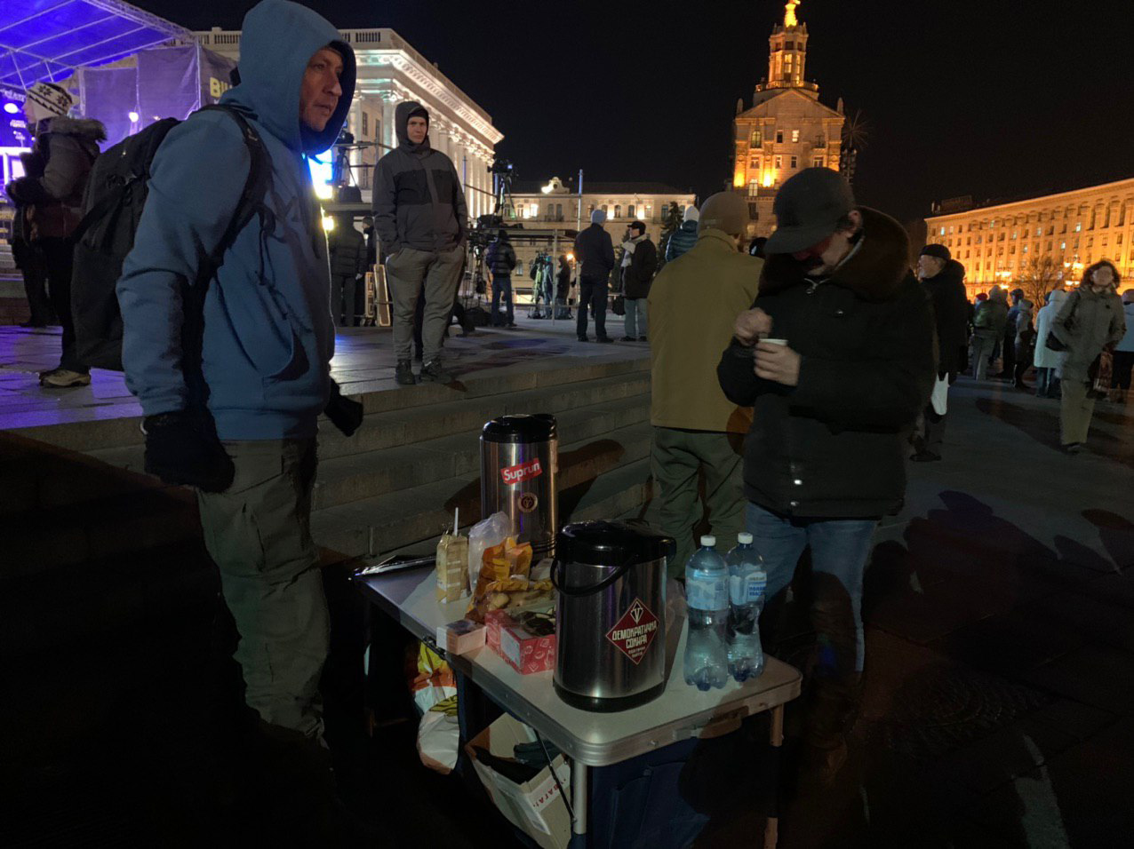 На Майдане проходит вече «У нас есть Достоинство!» - 4 - изображение