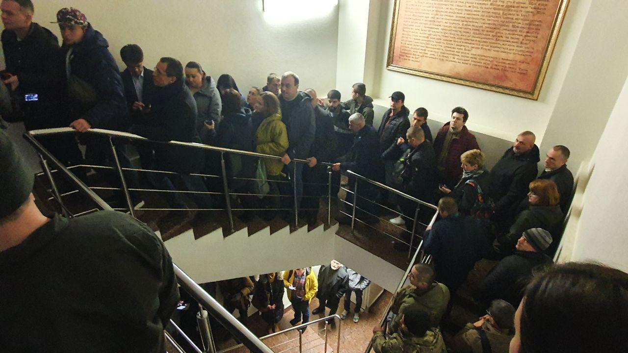 В суде по апелляции Кузьменко очередь до улицы