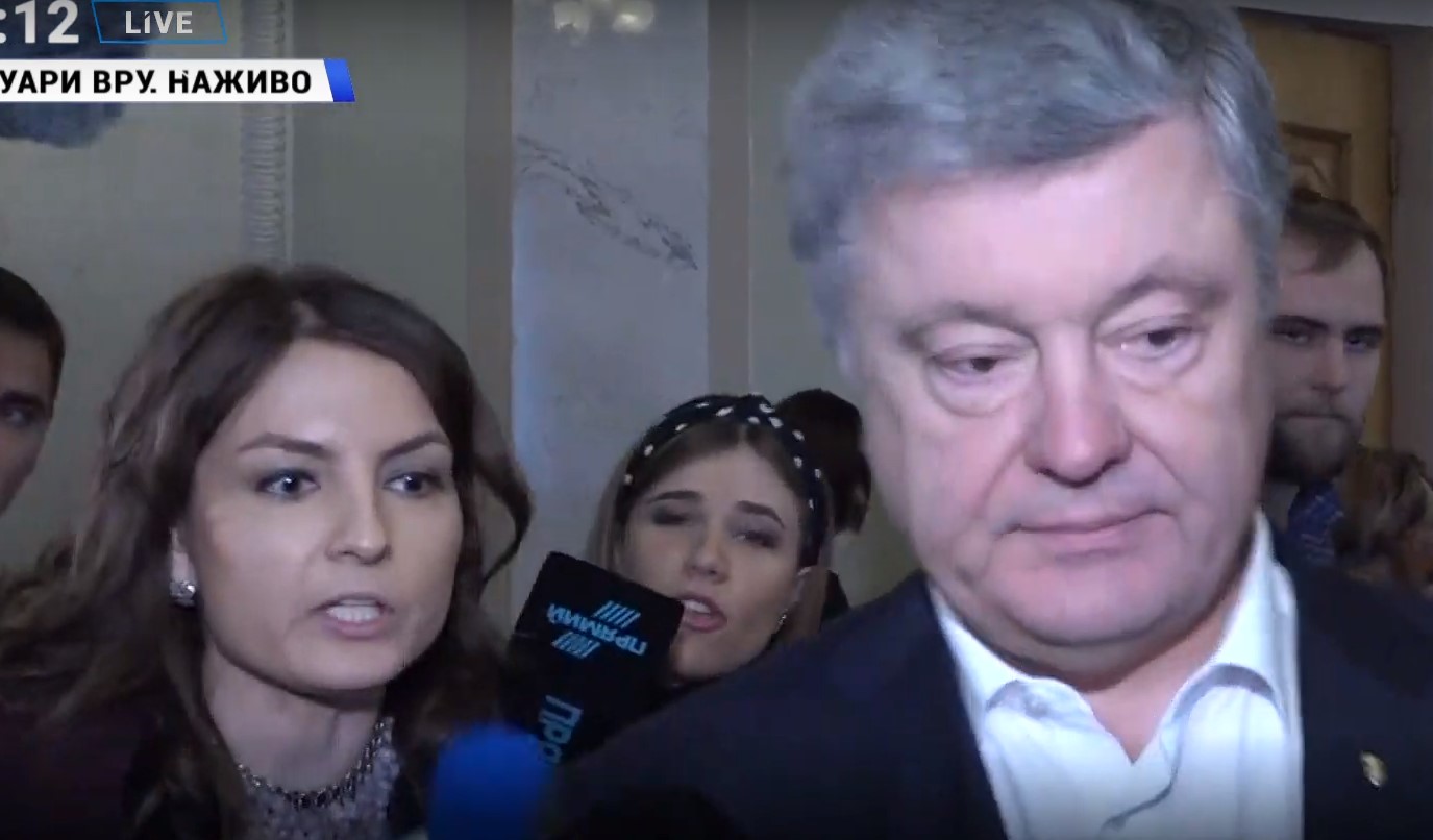 Порошенко отказался переводить журналистам свое англоязычное заявление