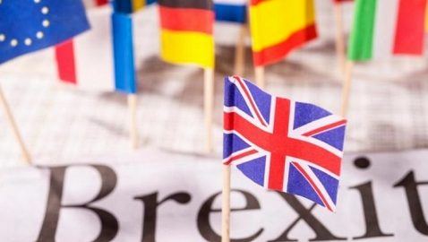 Парламент Великобритании одобрил выход из ЕС