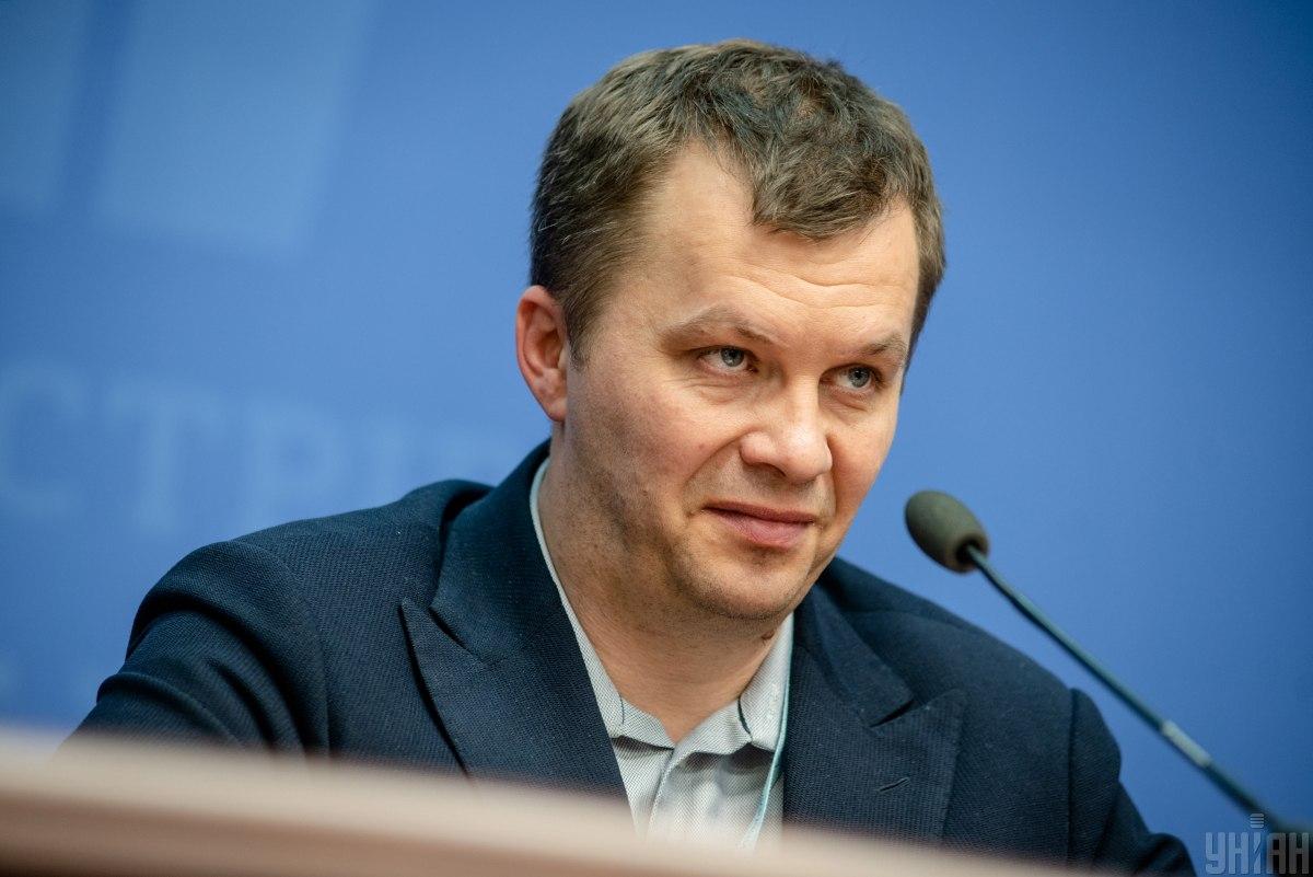 Милованов назвал приемлемый уровень зарплат для министров