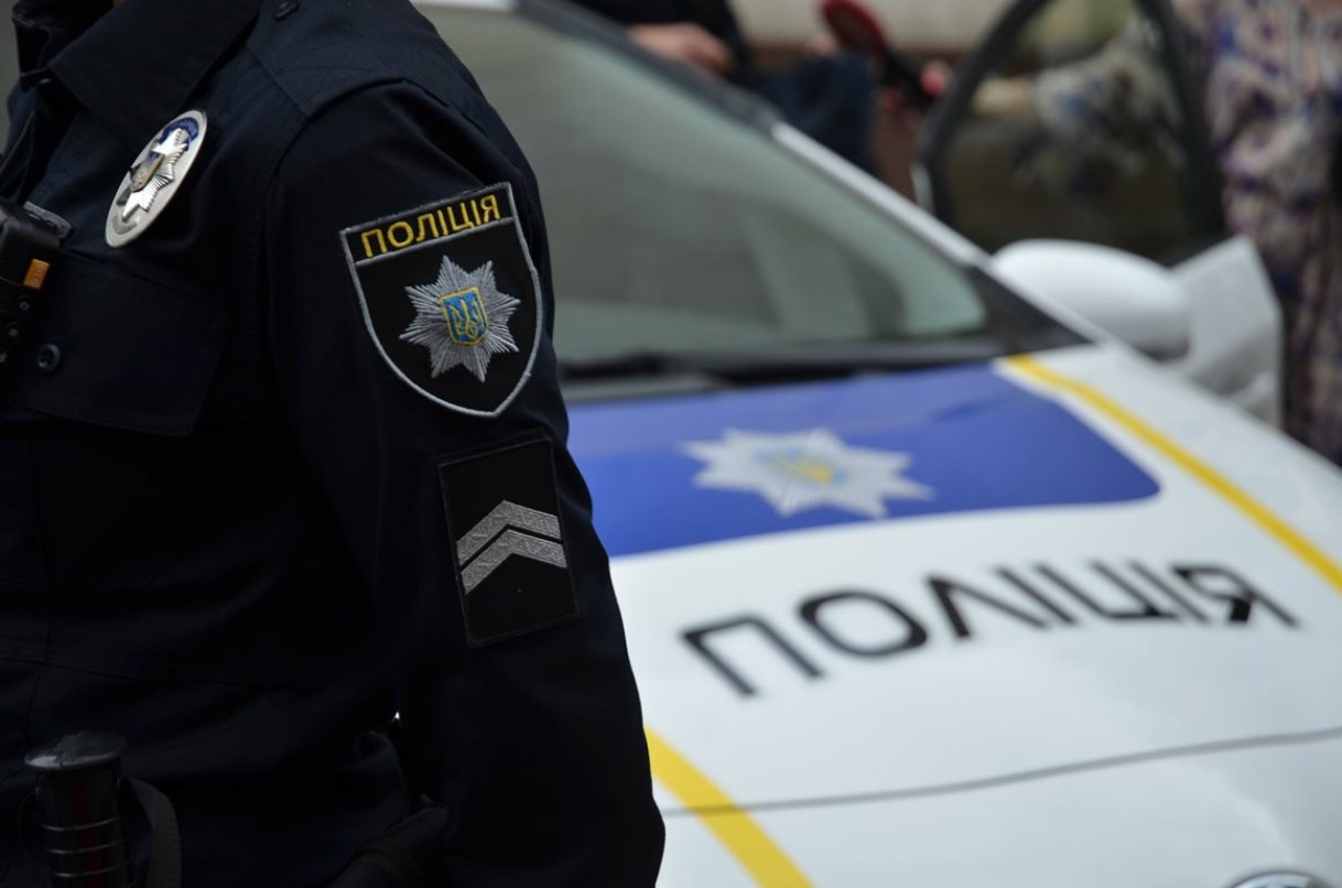 Под Киевом полицейский выстрелил себе в голову