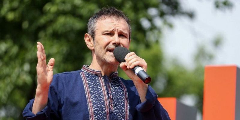 Партия Вакарчука об обмене пленными: власть поставила под сомнение дела Майдана
