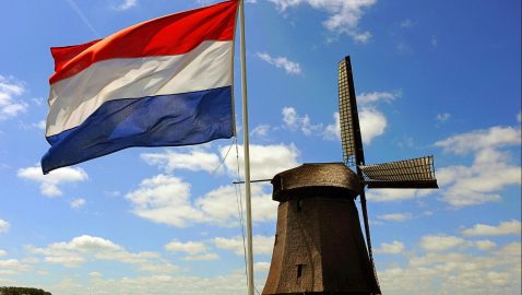 Нидерланды официально отказались от названия «Голландия»