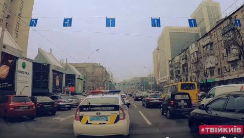Кличко показал, как можно быстро ездить по Киеву на машине