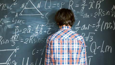 Зеленский объявил следующий учебный год годом математики