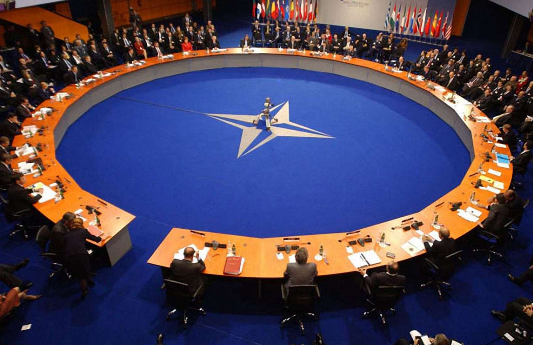 США созвали экстренную встречу НАТО
