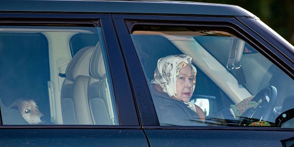 Королева Елизавета За Рулем Фото