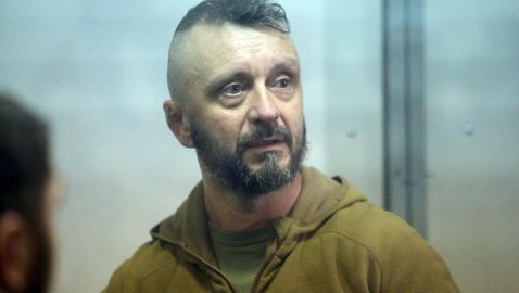 Адвокат Антоненко заявил, что ему подсунули свидетеля с ложным алиби