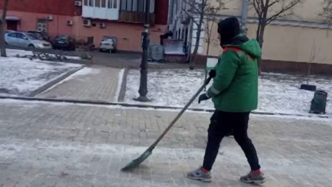 Кличко выложил назидательное видео для вандалов
