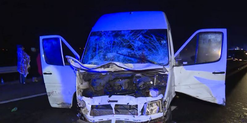 Двое граждан Украины погибли в Венгрии в ДТП с украинским автобусом