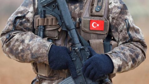 В Сирии при авиаударе погибли 33 турецких военных