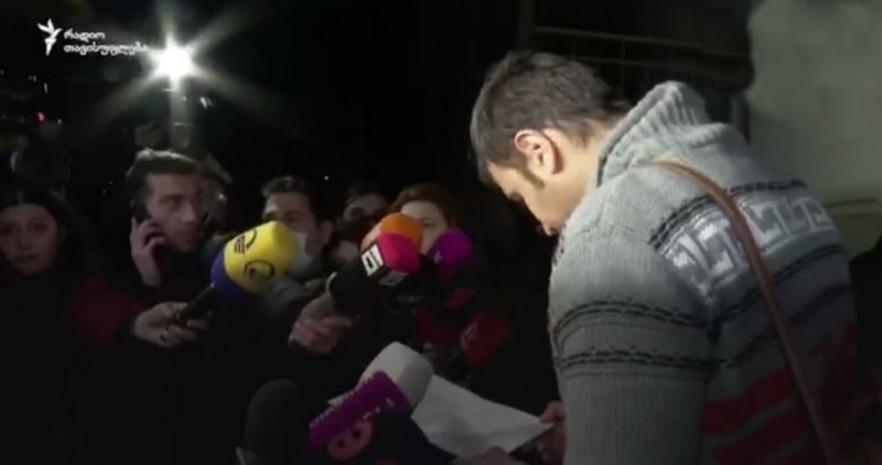 В Грузии иранец с коронавирусом вышел пообщаться к журналистам