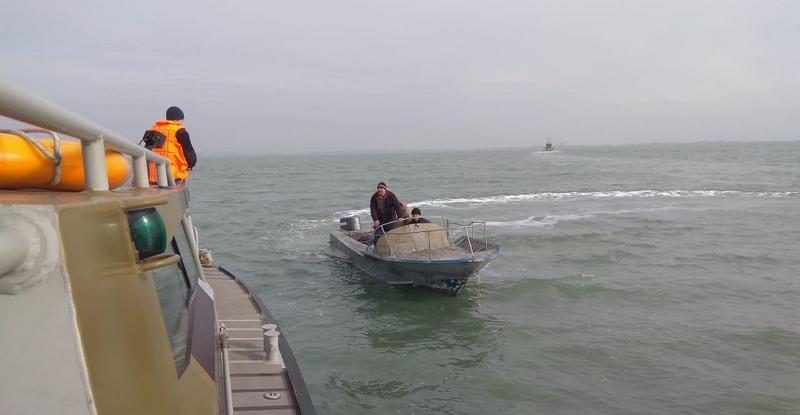 Украинские рыбаки, задержанные в Азовском море, вернулись домой