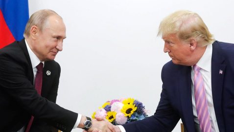 Путин оценил отношения России с США «где-то на троечку»