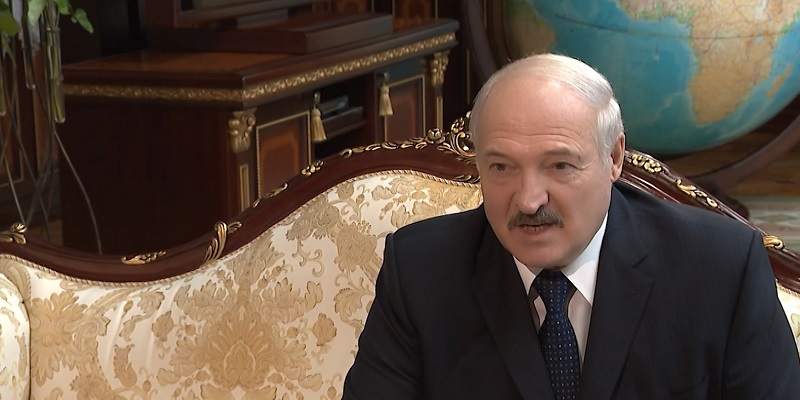 Лукашенко: выдержим до Пасхи – будем жить