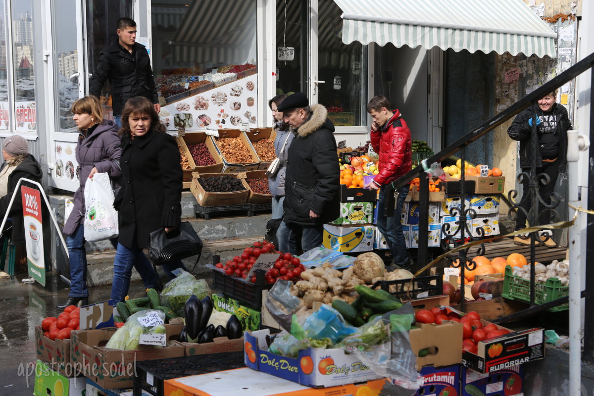 Минздрав разрешил открыть рынки в Украине, но с несколькими условиями