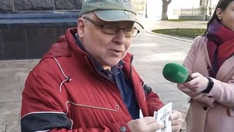 Автор книги «Янелох» поблагодарил избирателей Зеленского