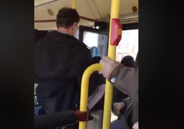 СБУ назвала фейком видео об избиении пассажира в автобусе