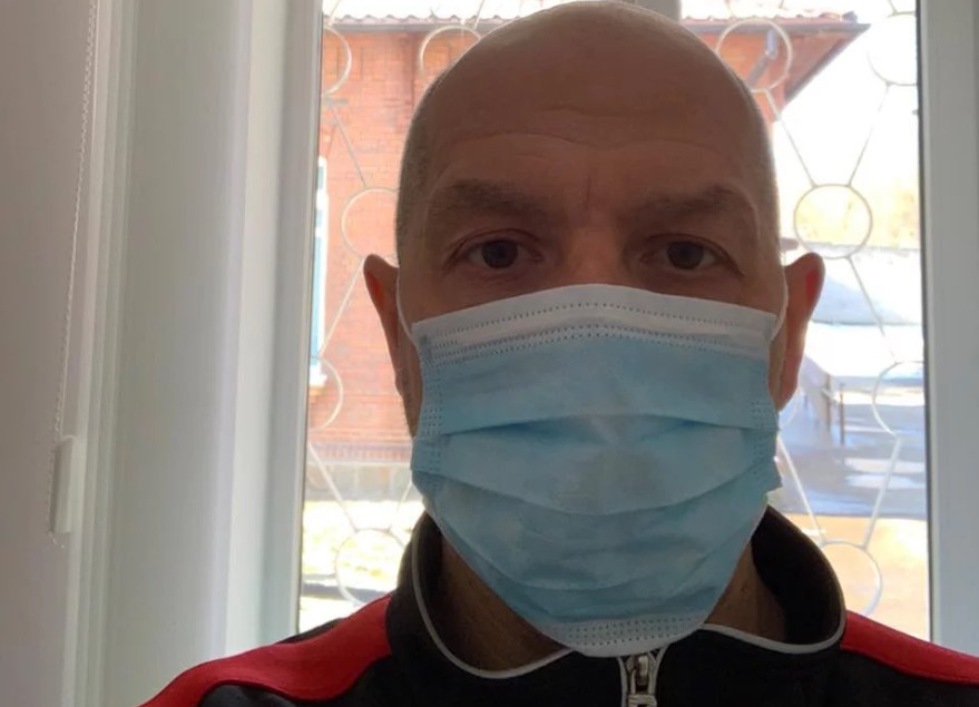 Первый заболевший COVID-19 в Житомире записал ролик о своем лечении