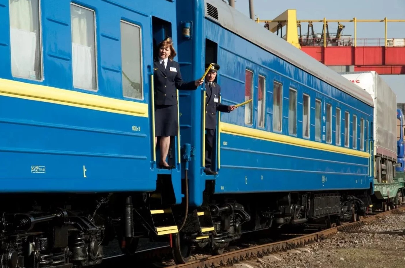 Укрзализныця прекращает внутренние рейсы по Украине