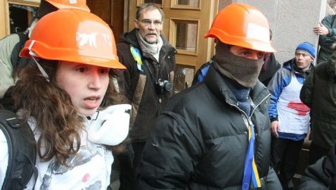 Прокуратура собирается задержать Черновол и Парасюка – СМИ