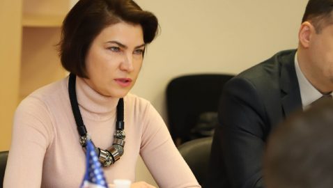Венедиктова обвинила Рябошапку в блокировании расследований