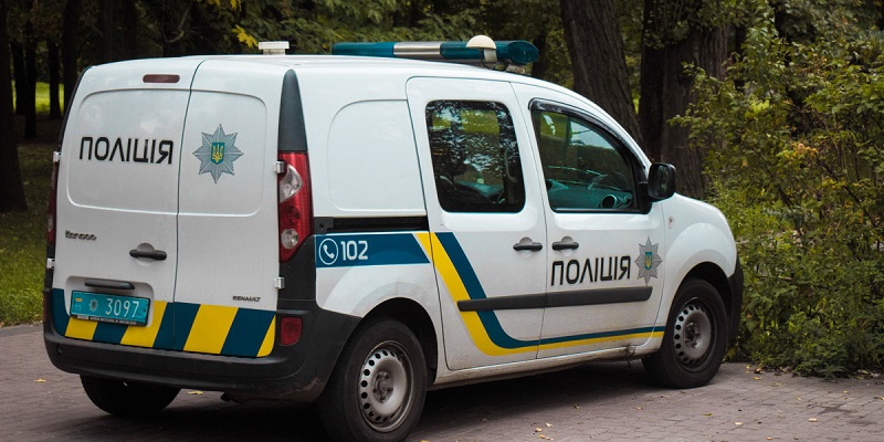 Возле свалки под Киевом обнаружили мертвого младенца