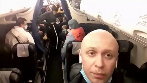 Чтобы пройти в Киеве контроль на коронавирус, пассажиры из Италии пили жаропонижающее — видео