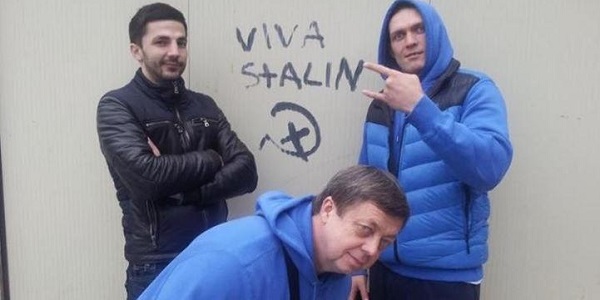 Усика обругали из-за фото с надписью Viva Stalin