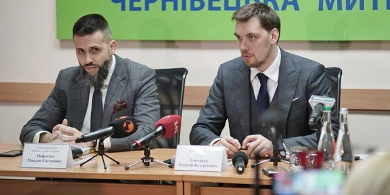 Гончарук назвал увольнение Нефёдова и Верланова зачисткой антикоррупционеров