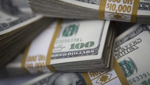 В мае Украина должна выплатить $1,1 млрд по внешним долгам