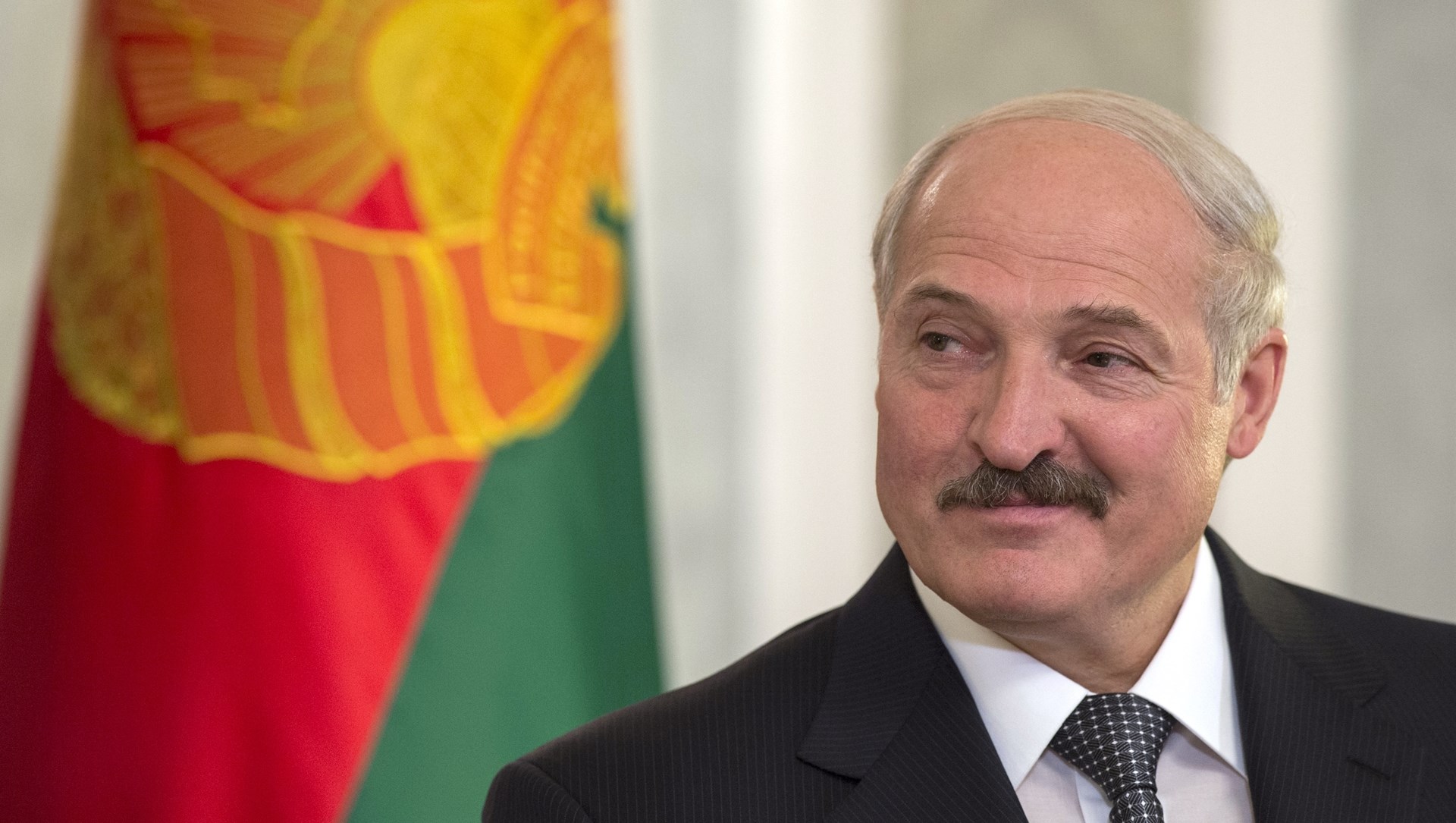 Усик: Лукашенко – мужик с огроменными стальными яйцами