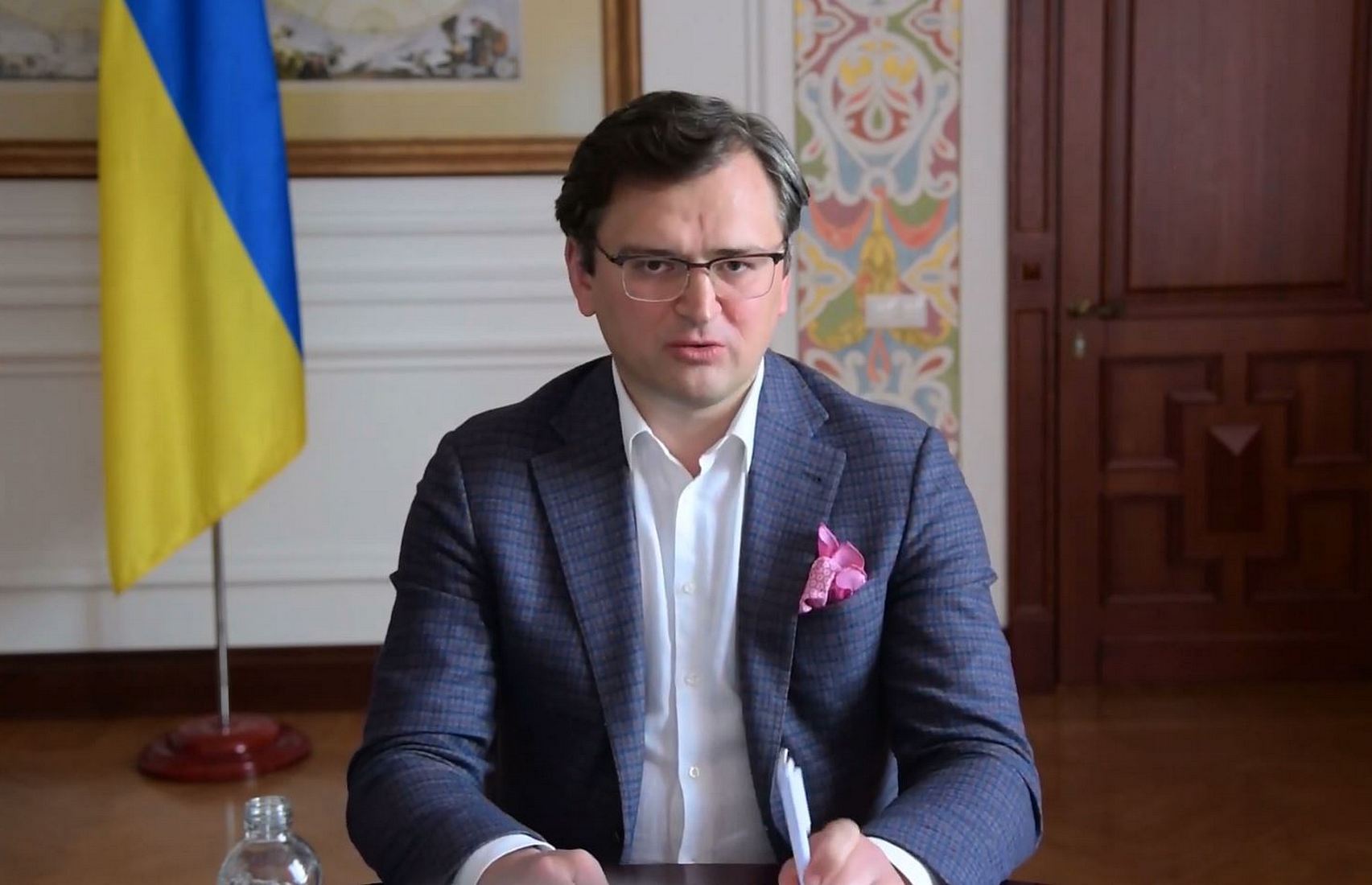Кулеба рассказал, с какими представителями Донбасса готова говорить Украина