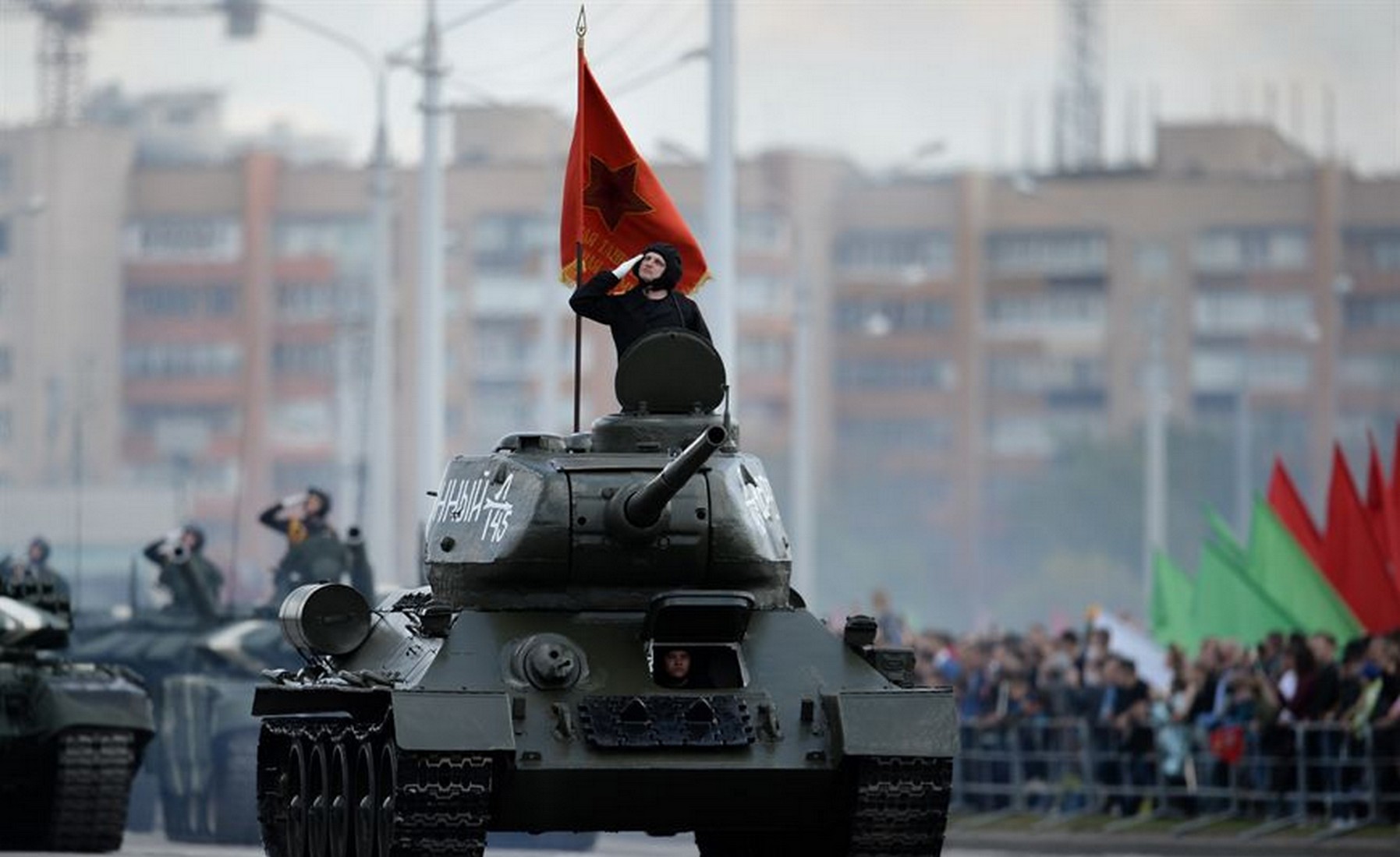 В Минске прошёл парад Победы