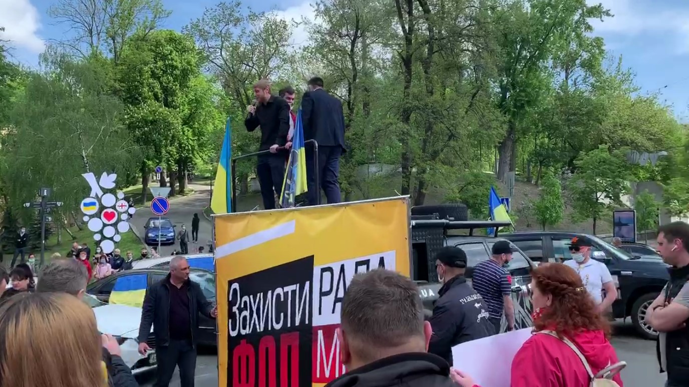 В центре Киева митингуют предприниматели, к ним приехал Автомайдан - 1 - изображение