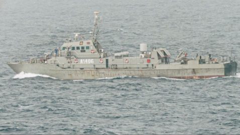 Иран по ошибке обстрелял и потопил свой корабль, погибли до 40 человек – СМИ