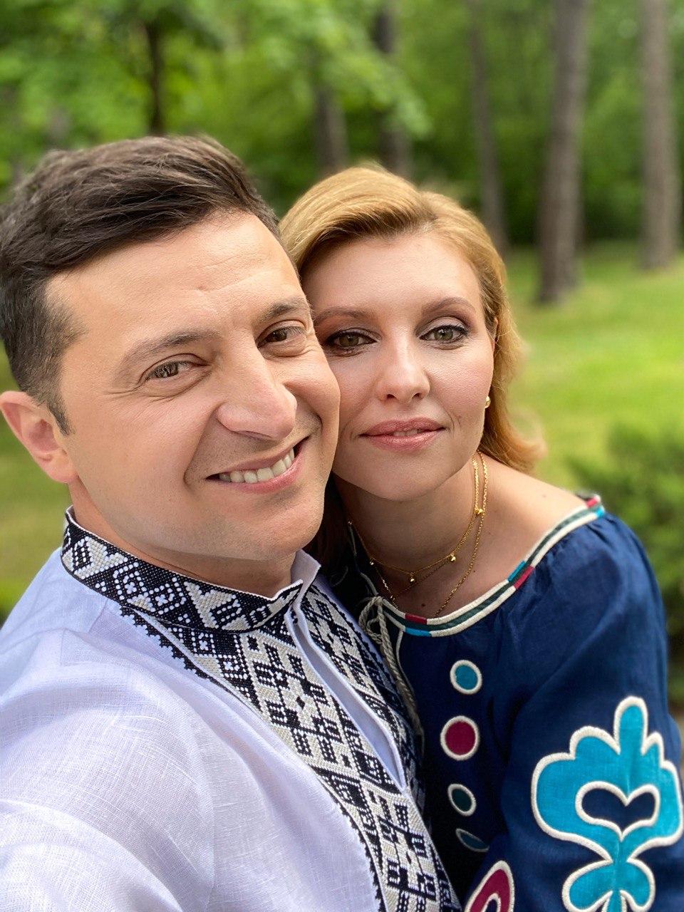 Зеленский поздравил украинцев со Всемирным днём вышиванки