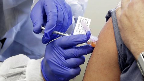 Страны ЕС закупят 300 млн вакцин от COVID-19