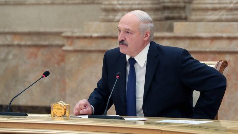 Лукашенко заявил, что в Беларуси сорвали попытку устроить Майдан