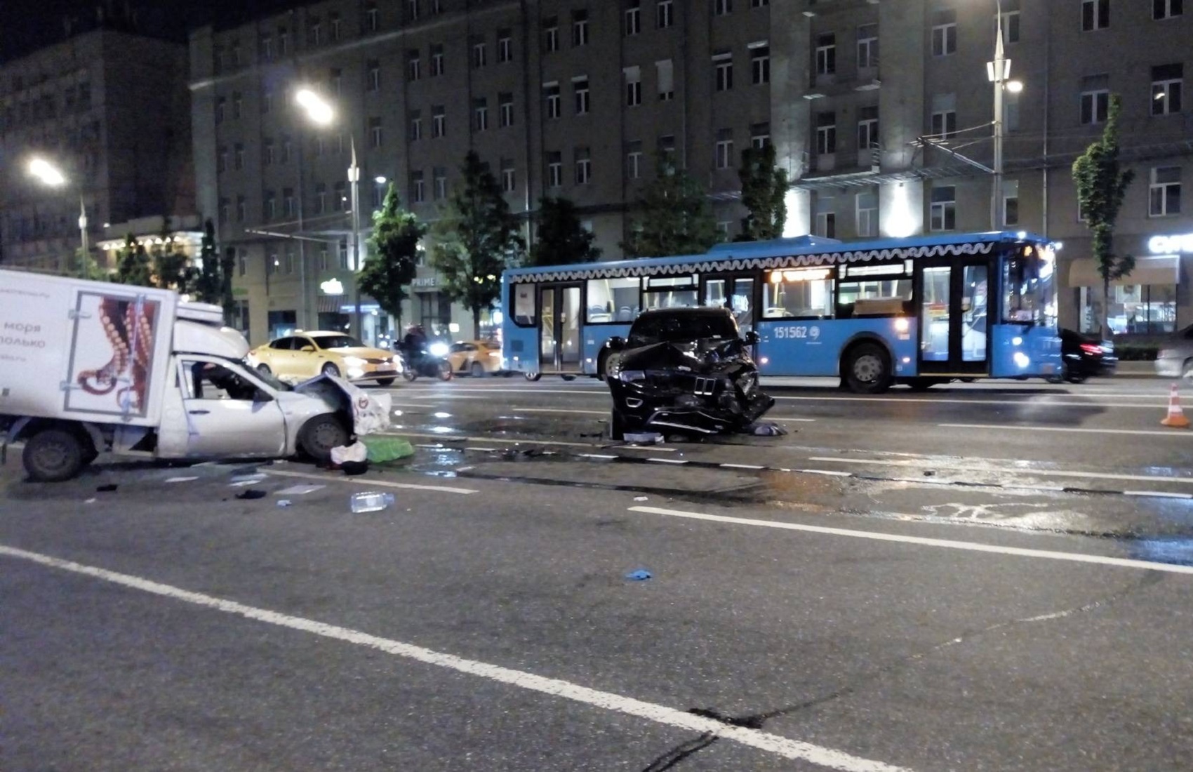 ДТП с Ефремовым: пострадавший водитель умер в больнице
