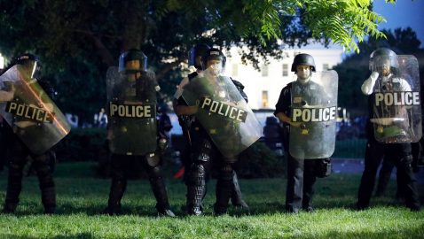 Полицию Миннеаполиса расформируют из-за убийства Джорджа Флойда