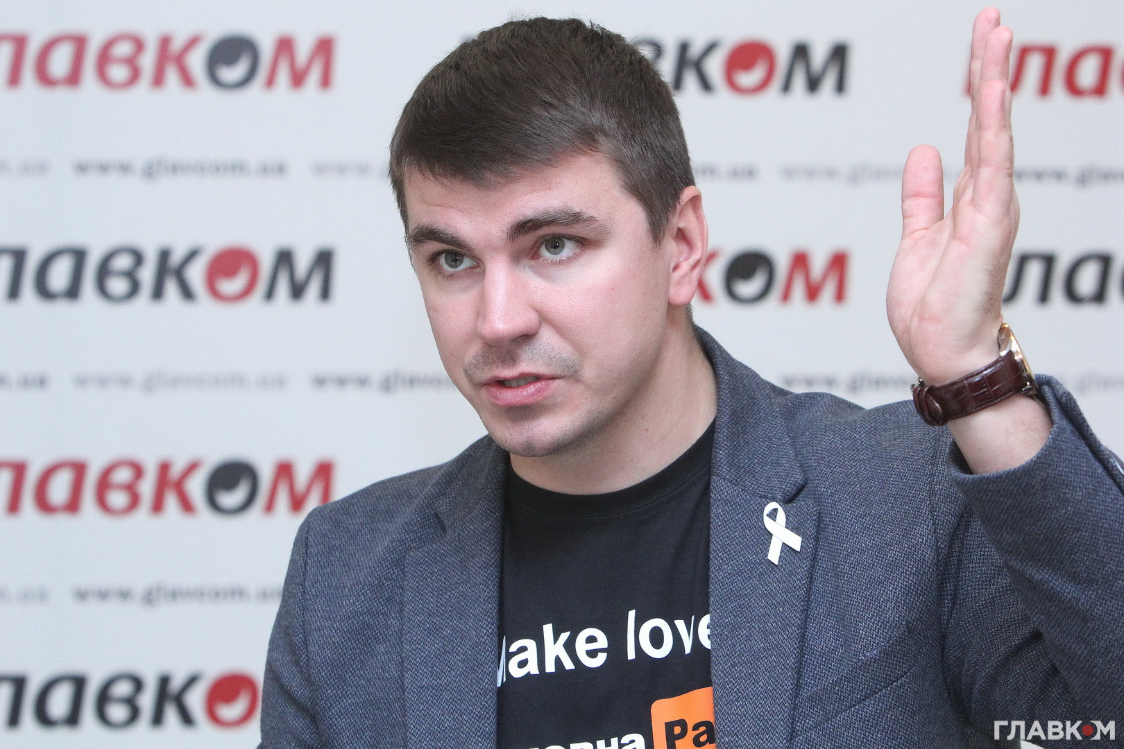 Поляков рассказал, сколько предлагают за продажу политических Telegram-каналов