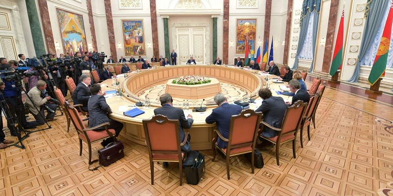 В МИД РФ прокомментировали идею ведения переговоров по Донбассу без России
