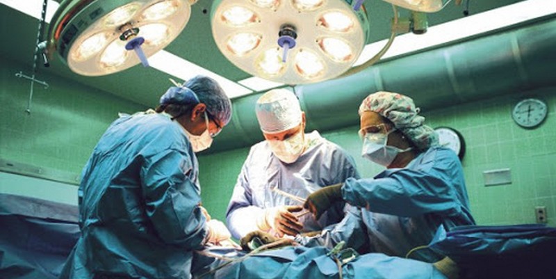 В МОЗ создают подразделение трансплантации и лечения за границей